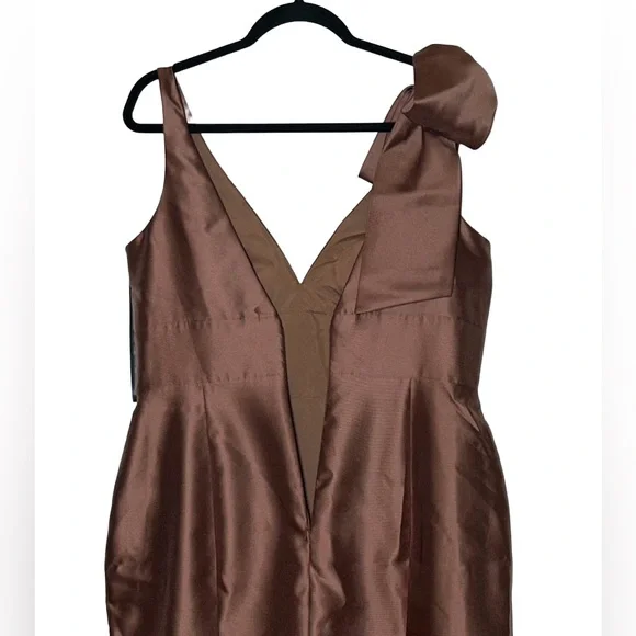NWT Alfred Sung Deep V-Back Satin Trumpet Dress, One-Shoulder Bow in Cognac, 12R - Picture 8 of 16